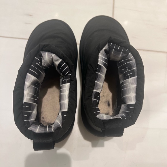 Ugh puff mini boot size 6 - Picture 3 of 5